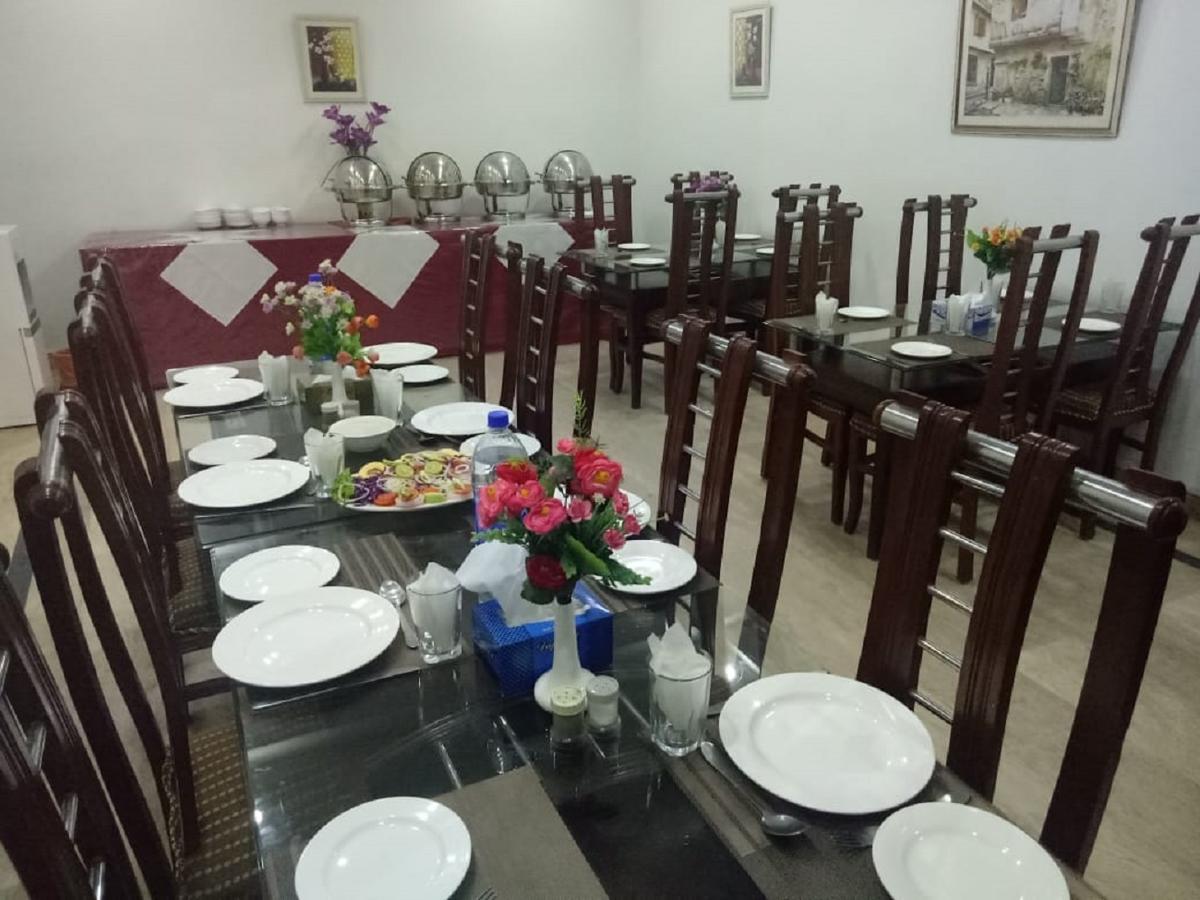 Al-Fateh Hotel Лахор Экстерьер фото